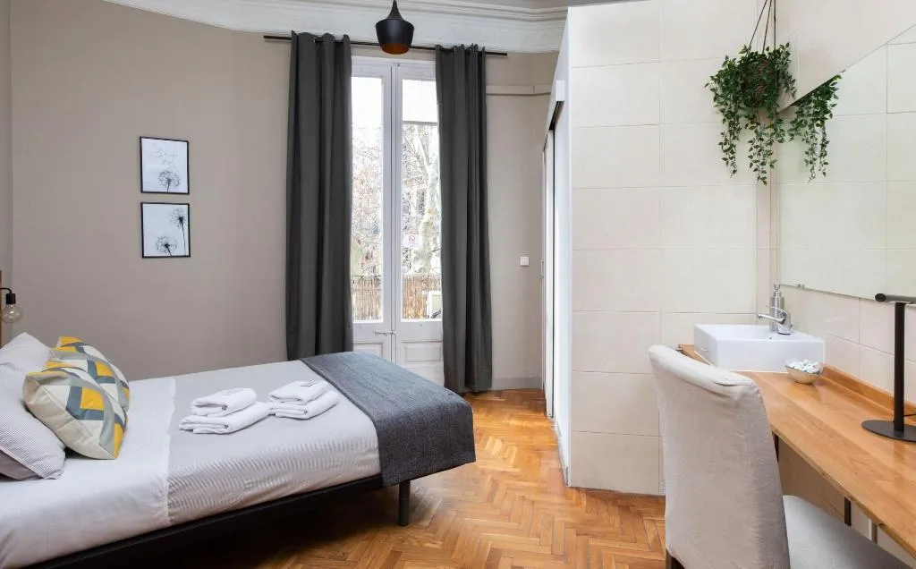 Room, Jardinets Guest House, Barcelona