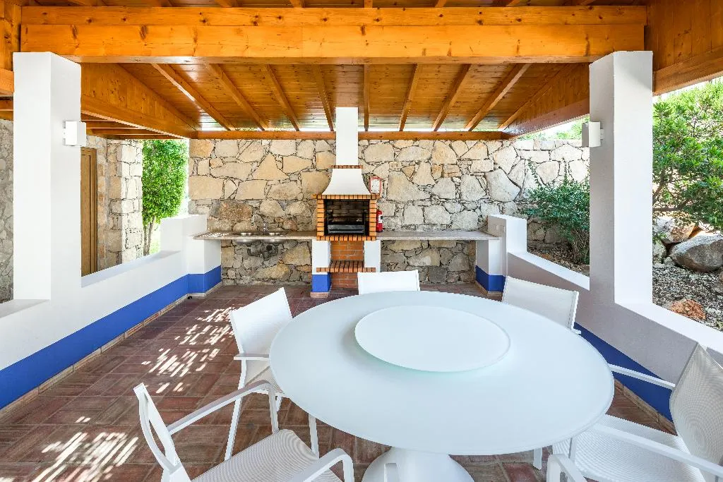VILLA FOUR BEDROOMS Room, Shantivillas, Algarve