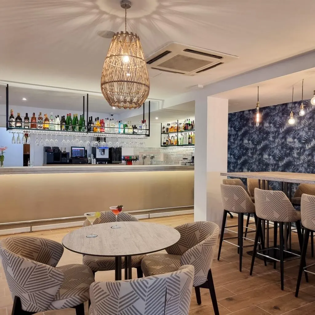 Bar, Paguera Treff Boutique Hotel, Majorca