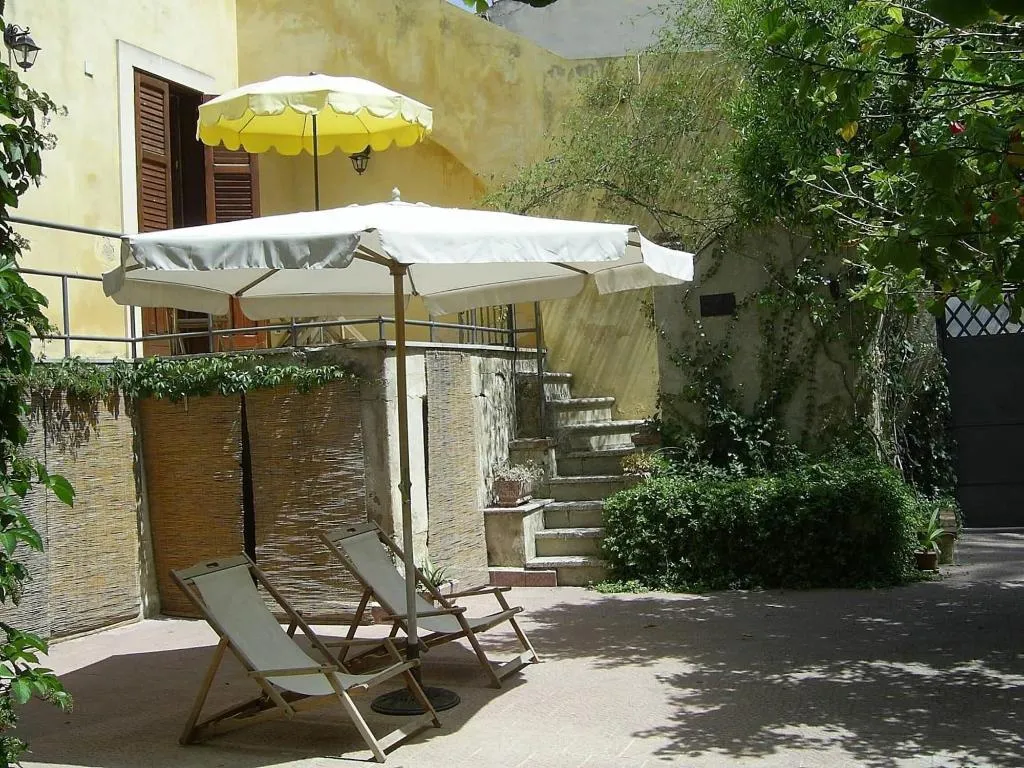 Room, B&B Macrina, Catania