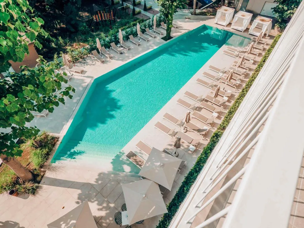 Pool, Ibis Styles Golden Sands Roomer Hotel, Varna