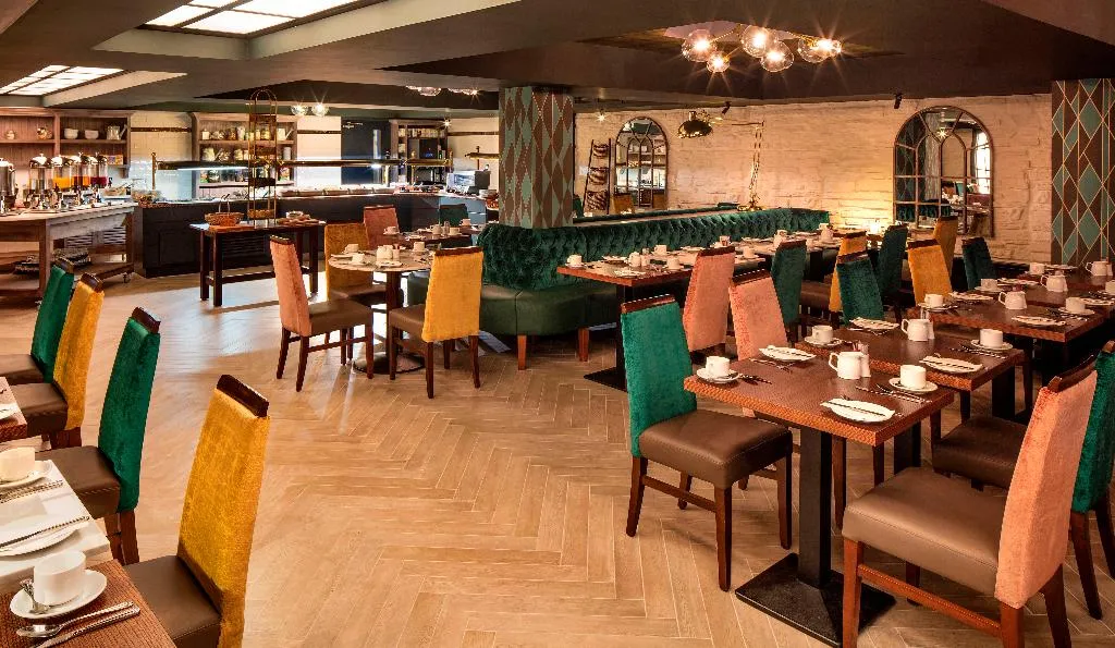 Restaurant, The Address Connolly Hotel, Dublin