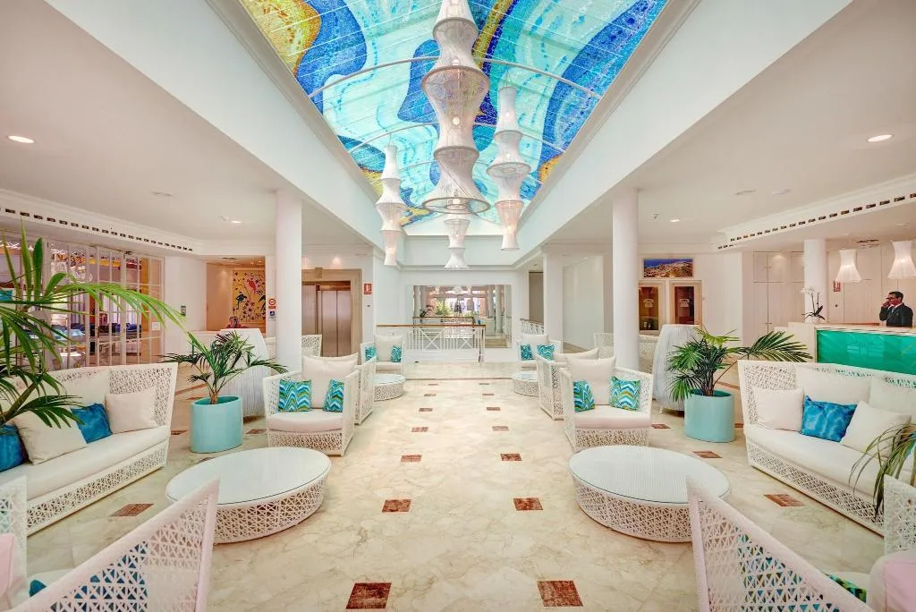 Lobby, Grupotel Club Turquesa Mar, Menorca