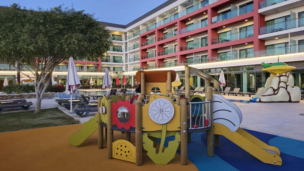 Sports and Entertainment, Aquashow Park Hotel, Algarve