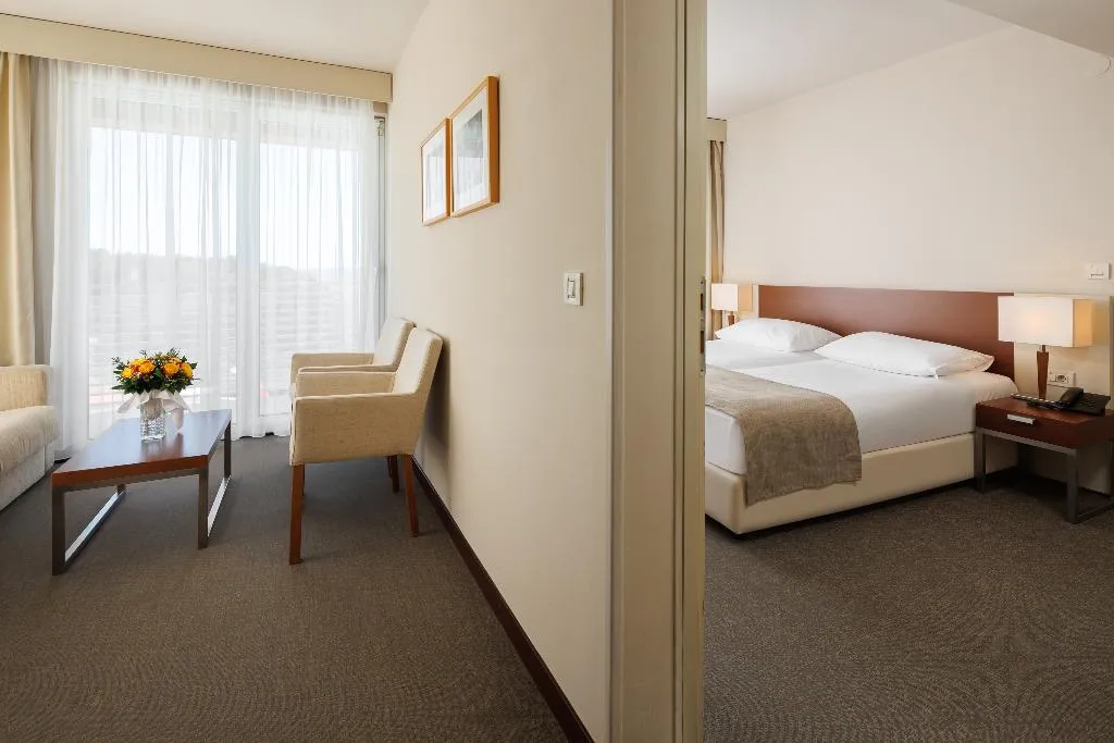 SUITE SIDE SEA VIEW WITH BALCONY Room, Hotel Albatros Plava Laguna, Istria