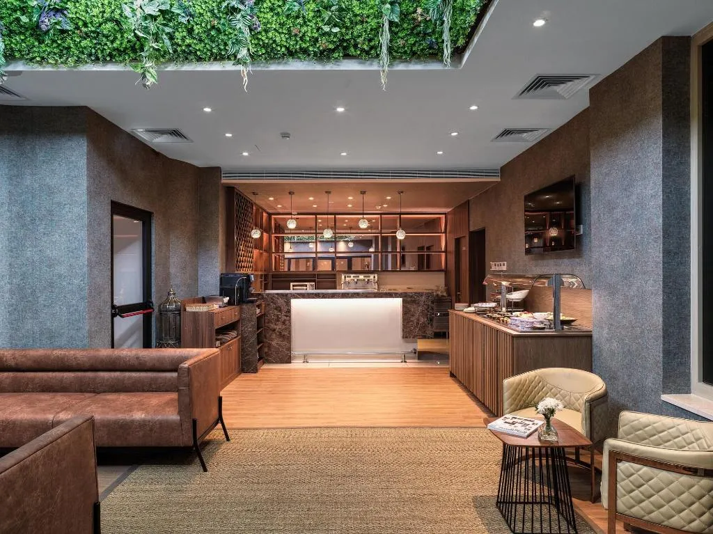 Lobby, Leonardo Boutique Hotel Larnaca, Cyprus