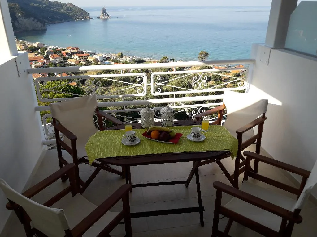 APARTMENT DELUXE Room, Mazis Apartments, Corfu