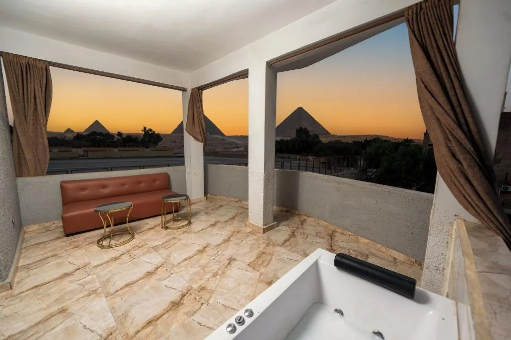 Room, Capital Of Pyramids Hotel, Cairo