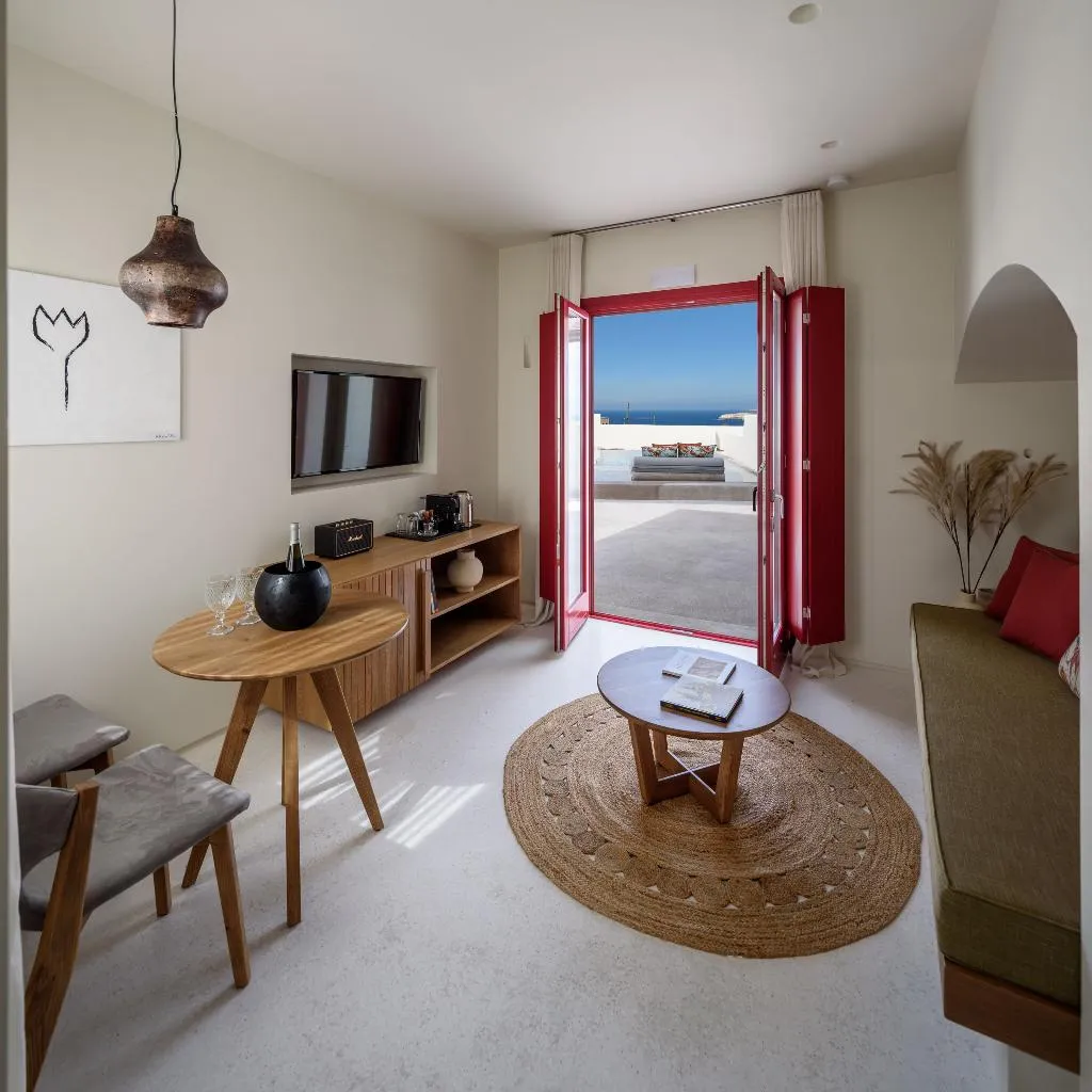 SUITE COMFORT Room, Potnia Theron Suites, Santorini
