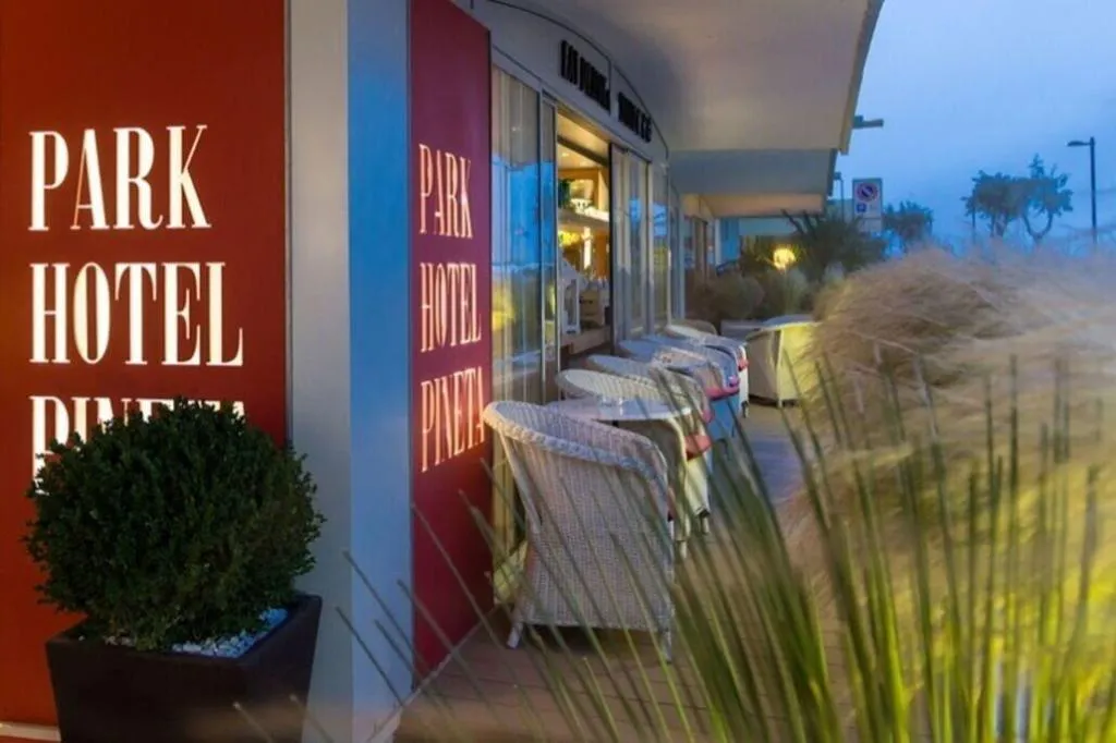 Terrace, Park Hotel Pineta, Venice