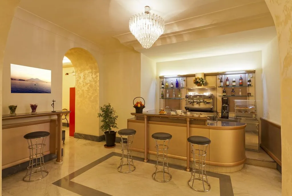 Bar, Albergo del Golfo, Naples