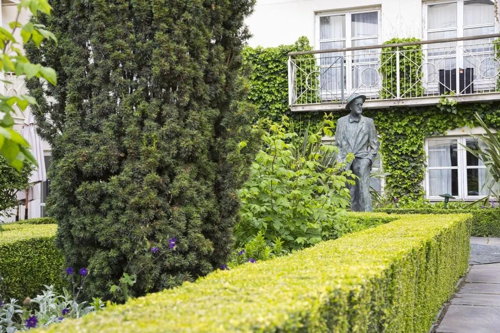 Terrace, The Merrion, Dublin