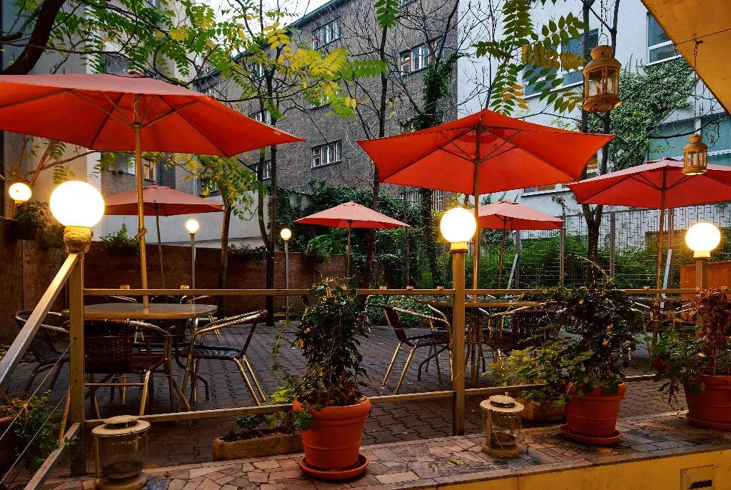 Terrace, Ankora, Prague