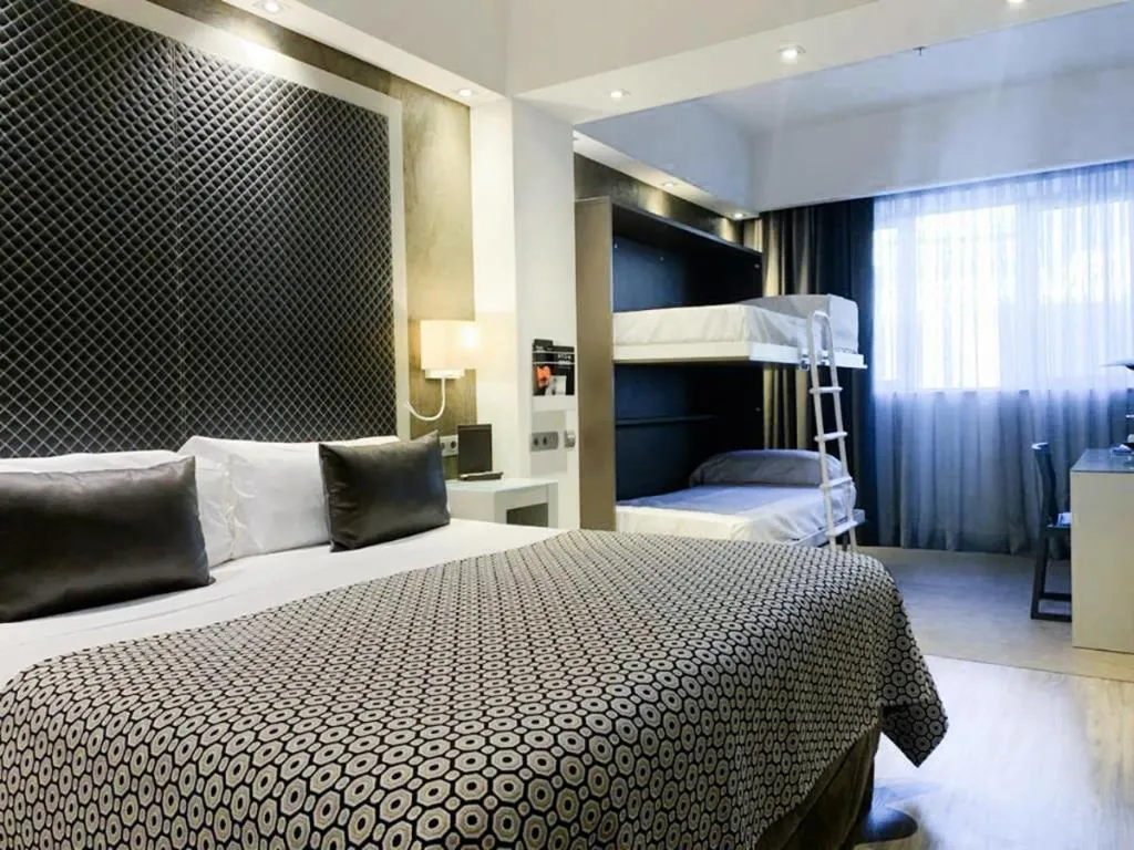 Room, Catalonia Square, Barcelona