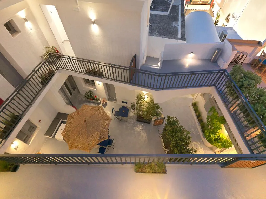 TWIN Accesible Deluxe  Room, Tatakis Design Hotel, Fira, Santorini