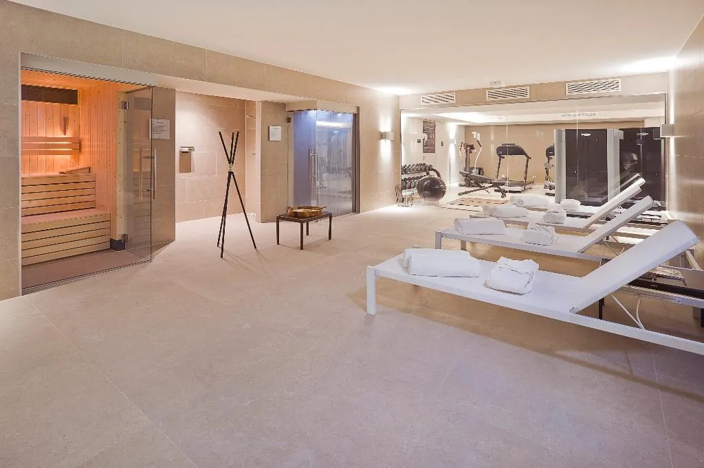 Sports and Entertainment, Pestana Amsterdam Riverside, Amsterdam