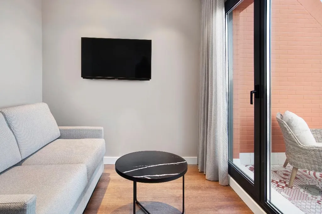 SUITE WITH TERRACE Room, Eurostars Guadalquivir, Seville