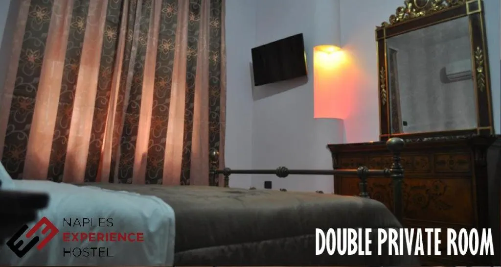 Room, Naples Experience Backpackers Hostel, Naples
