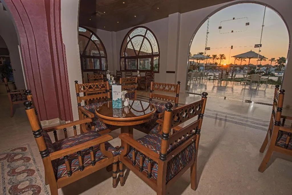Bar, Sunrise Royal Makadi Resort, Red Sea Riviera