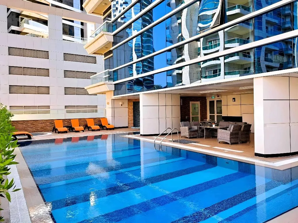 Pool, Barceló Residences Dubai Marina, Dubai