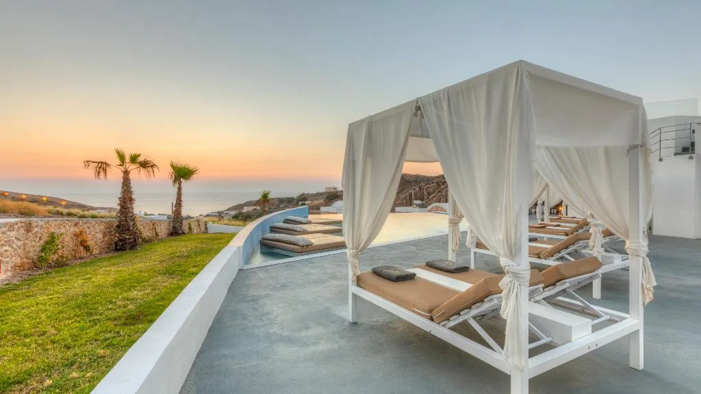 Pool, Desiterra Resort, Santorini