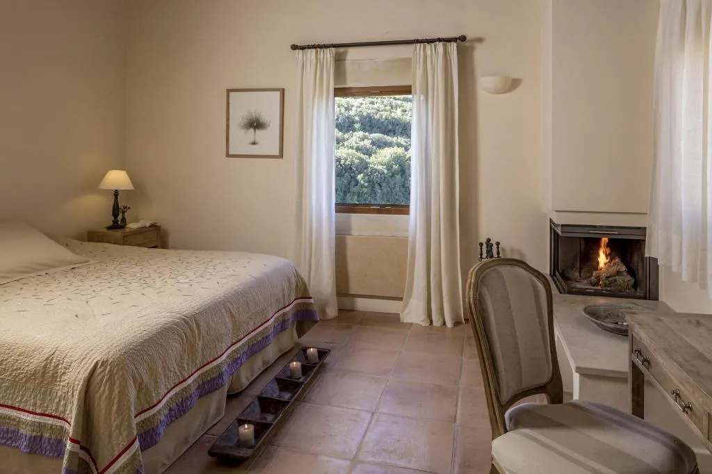 Room, Kapsaliana Village Hotel, Crete