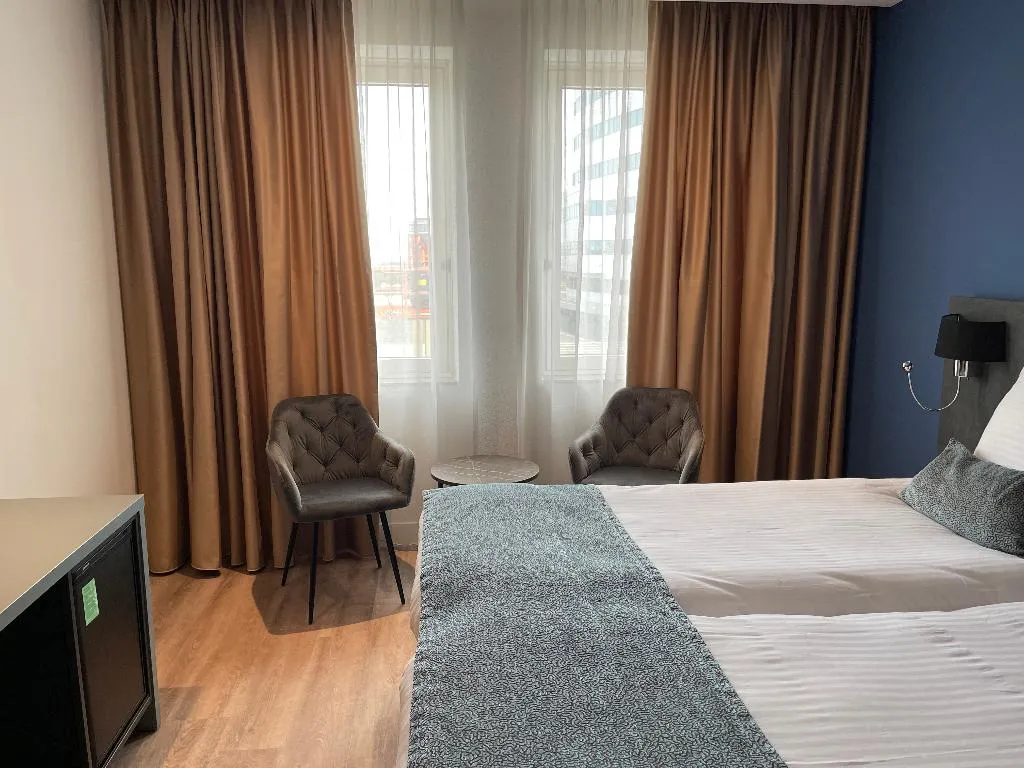 Room, OZO Hotels Antares Amsterdam Schiphol Airport, Amsterdam