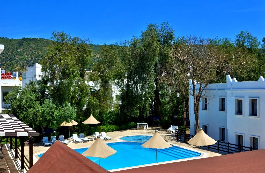 Pool, Atrium, Bodrum