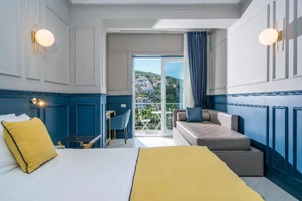 Room DELUXE SEA VIEW Room, Mary Hotel, Naples