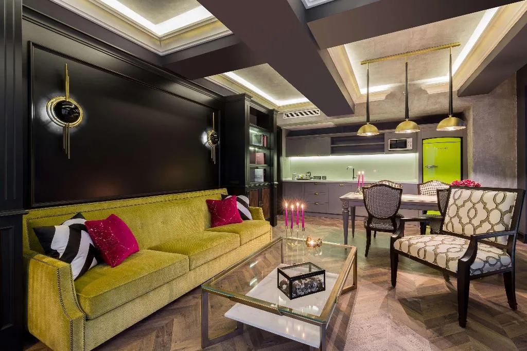 JUNIOR SUITE CAPACITY 1 Room, Doubletree By Hilton Izmir Airport, Izmir