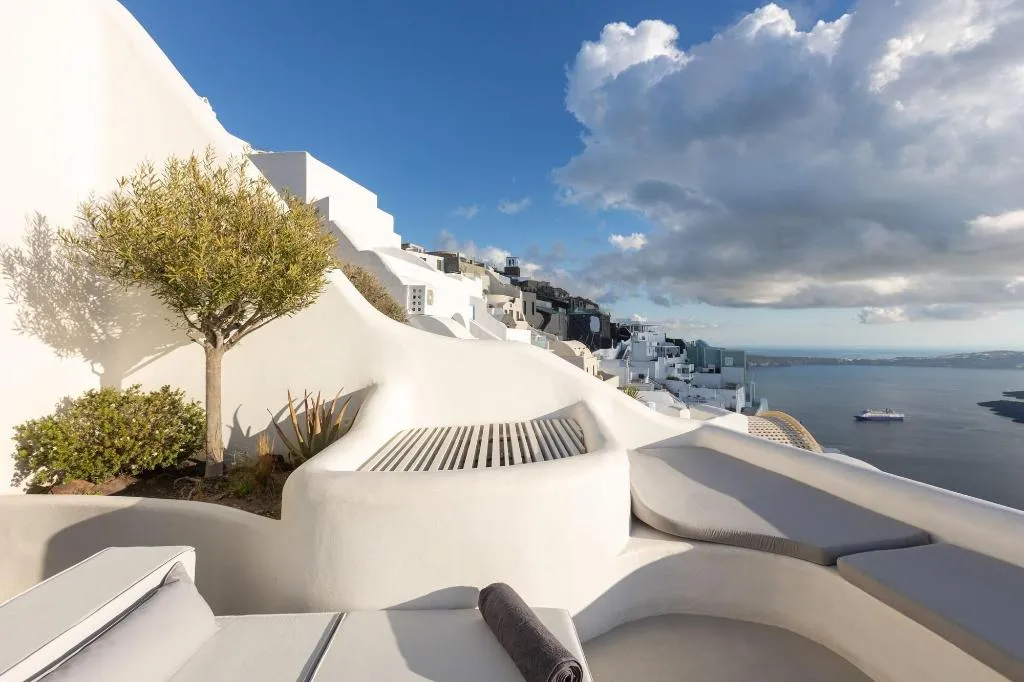 Room, Heavens Edge by Mr and Mrs White, Santorini