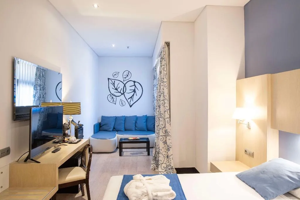Room, Nuevo Boston, Madrid