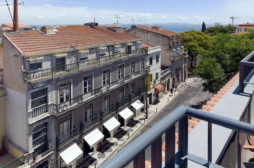 APARTMENT SUPERIOR ONE BEDROOM Room, Hello Lisbon Castelo Apartments, Lisbon