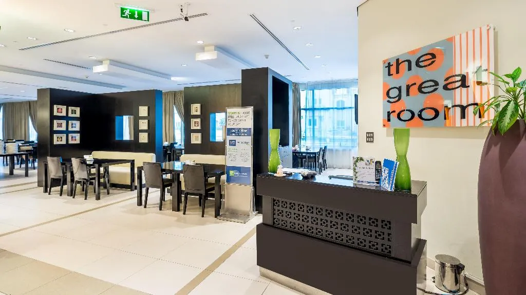 Restaurant, Holiday Inn Express Dubai, Internet City, Dubai