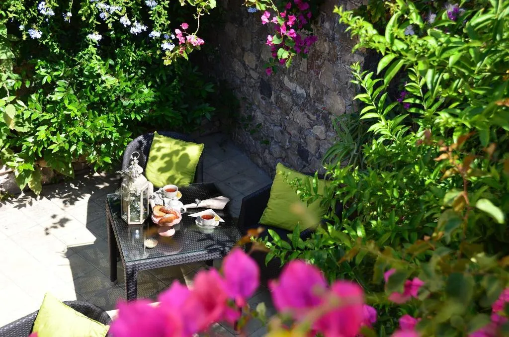 Terrace, Villa Taormina, Taormina