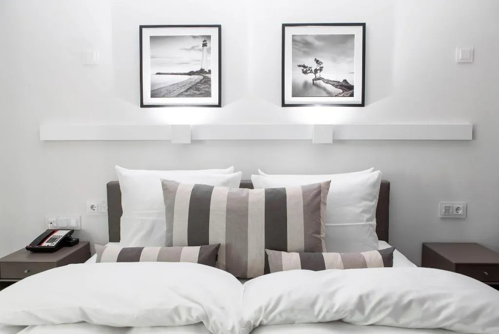 Room, Black Pearl Luxury Apartments, Reykjavik
