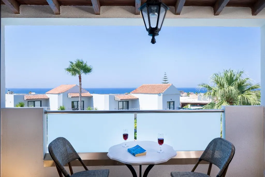 STUDIO SUPERIOR Room, Nireas Hotel, Crete