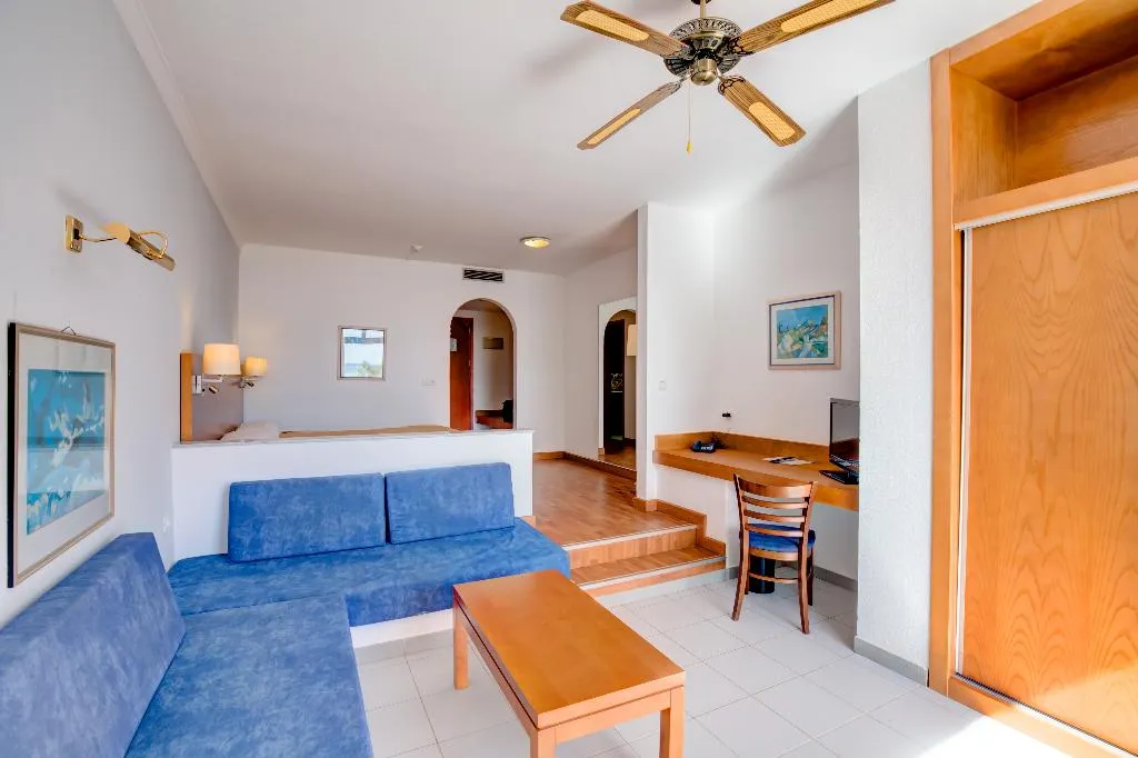 FAMILY ROOM SIDE SEA VIEW Room, SBH Fuerteventura Playa, Fuerteventura