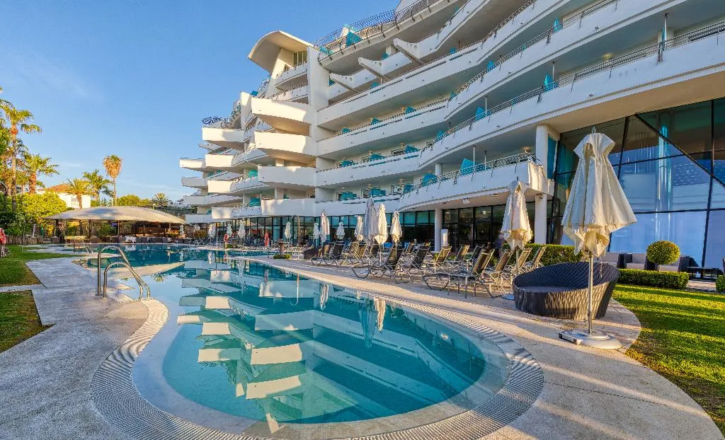 Pool, Senator Banus, Costa Del Sol