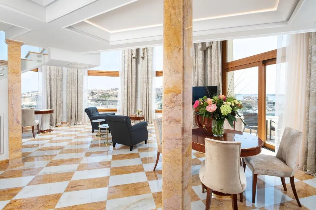 Room, Ortea Palace Luxury Hotel, Catania