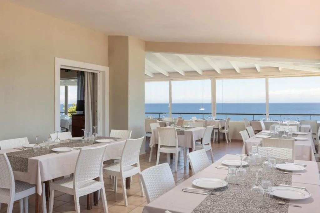 Restaurant, Porto Skala Hotel Village, Kefallinia