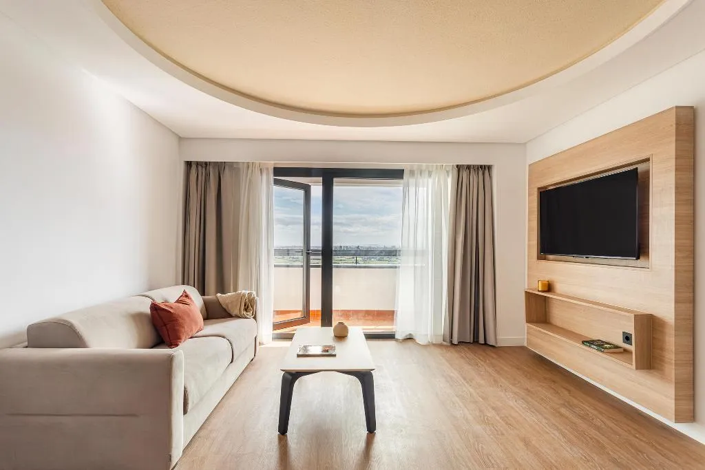 APARTMENT TWO BEDROOMS Room, B48 Valencia Feria, Valencia