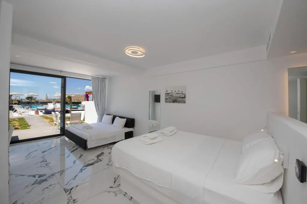Room, Bianco A Nero, Mykonos