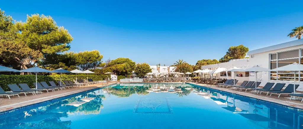 Pool, Globales Lord Nelson, Menorca