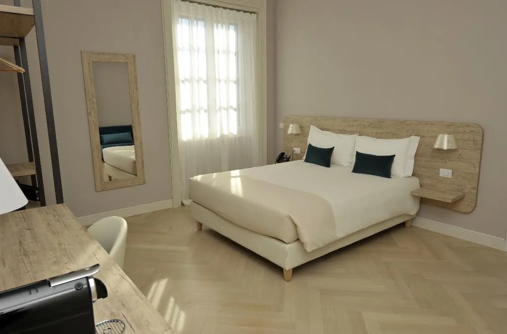 DOUBLE DELUXE Room, Bergamo Inn 43, Milan