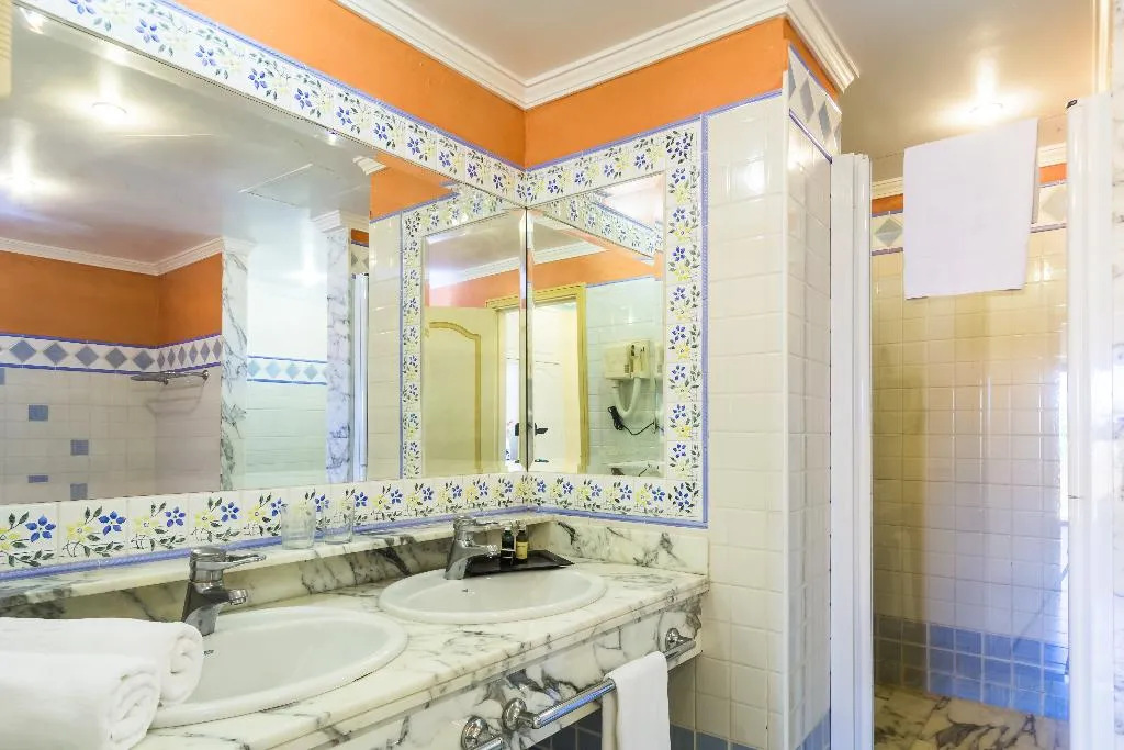 APARTMENT TWO BEDROOMS Room, Bluebay Beach Club, Ibiza