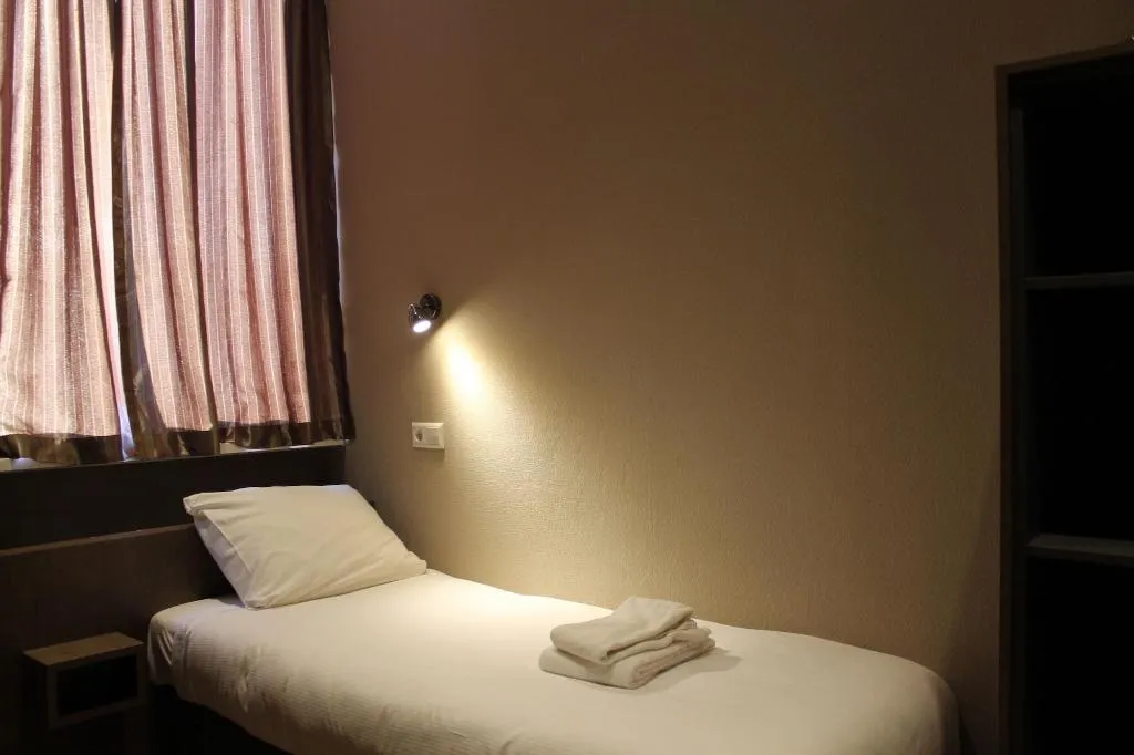 SINGLE STANDARD Room, Hotel Blossoms, Amsterdam