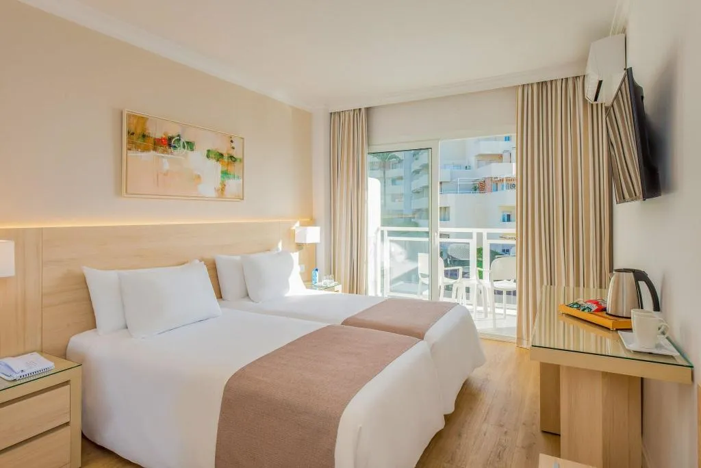 Room, Hotel Las Arenas Affiliated by Meliá, Costa Del Sol