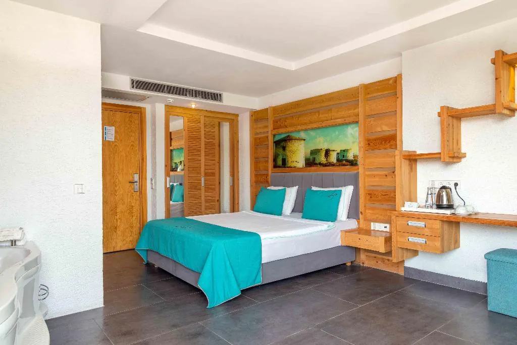 SUITE DELUXE Room, Herodot Beach Hotel, Bodrum