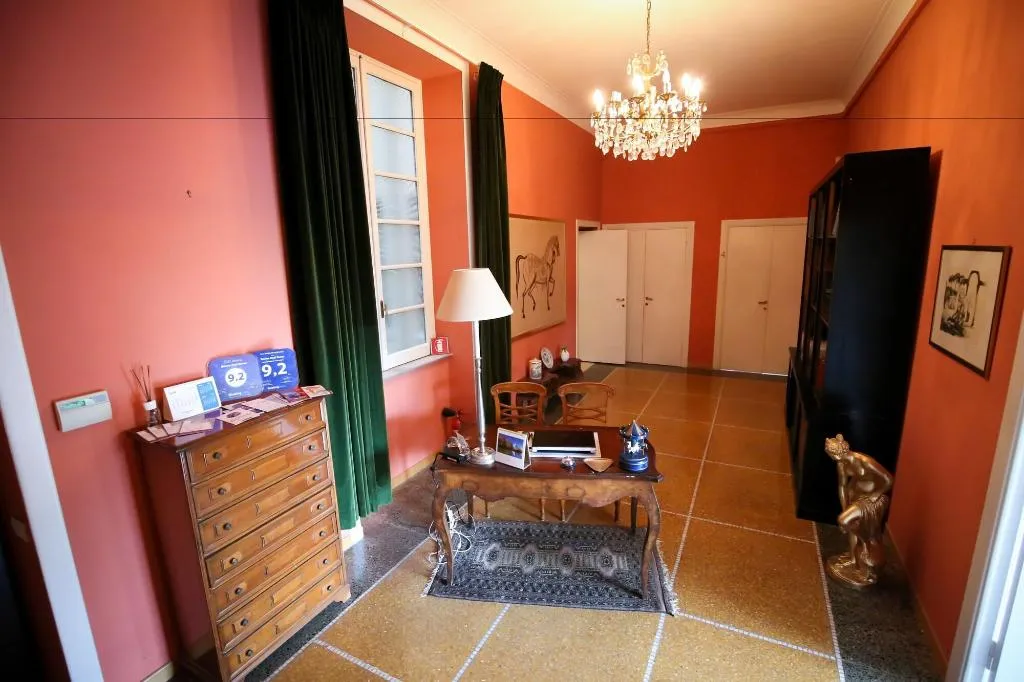 Lobby, B&B Bonne Nuit Rome, Naples